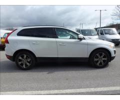 Volvo XC60 2,4 D5 Summum AWD 158KW - 6