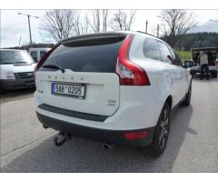 Volvo XC60 2,4 D5 Summum AWD 158KW - 8