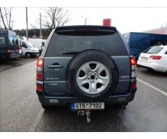 Suzuki Grand Vitara 2,0 JLX 16V NOVÁ STK! - 9