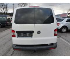 Volkswagen Transporter 2,0 Navigace,Tempomat, 5míst - 9