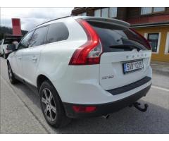 Volvo XC60 2,4 D5 Summum AWD 158KW - 10