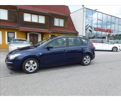 Hyundai i30 1,4 i CW Edition PLUS - 12