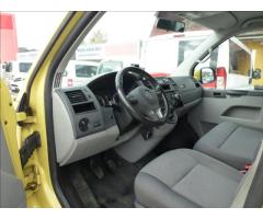 Volkswagen Caravelle 2,0 TDI 9 míst - 16