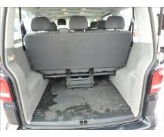 Volkswagen Caravelle 2,0 TDI 9 míst - 21