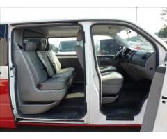 Volkswagen Transporter 2,0 TDI 5 míst červeno-bílá L2 - 22