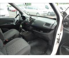 Opel Combo 1,3 CDTi 90 L2H1 2.4T - 26