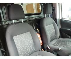 Opel Combo 1,3 CDTi 90 L2H1 2.4T - 29