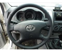 Toyota Hilux 2,5 D4-D Extra Cab 4x4 Připravujeme - 29