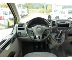 Volkswagen Caravelle 2,0 TDI 9 míst - 30