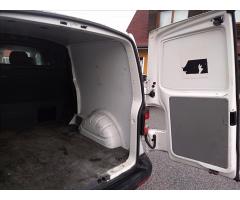 Volkswagen Transporter 2,0 Navigace,Tempomat, 5míst - 40