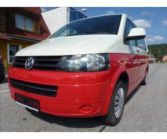 Volkswagen Transporter 2,0 TDI 5 míst červeno-bílá L2 - 47