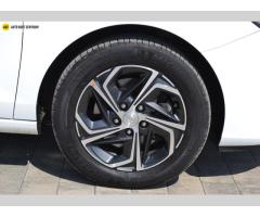 Hyundai i30 WG 1,5I MT COMFORT ALU16 - 10