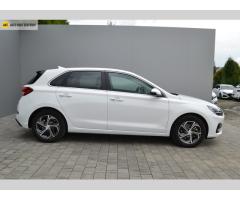 Hyundai i30 1,5i FAMILY SMART - 6