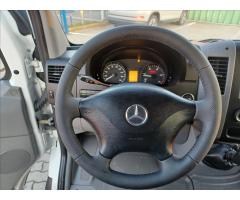 Mercedes-Benz Sprinter 2.2 216 L3H2 6míst klima č.52. - 9