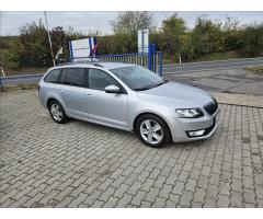 ŠKODA SUPERB COMBI 2.0TDI 140 LAURIN&K 4X4 DSG 7ST