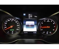 Mercedes-Benz Třídy C 2,0 C200 135kW AMG LED KŮŽE AC - 15