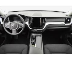 Volvo XC60 2,0 B4 145kW MOMENTUM PRO TZ - 7