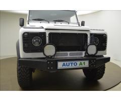 Land Rover Defender 2,5 130 Td5 90kW PO RENOVACI - 34