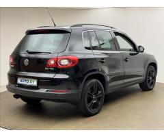 Volkswagen Tiguan 2,0 TDi 103kW 4X4 PANO KLIMA - 4