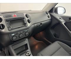 Volkswagen Tiguan 2,0 TDi 103kW 4X4 PANO KLIMA - 11