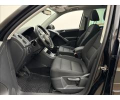 Volkswagen Tiguan 2,0 TDi 103kW 4X4 PANO KLIMA - 21