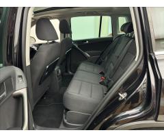 Volkswagen Tiguan 2,0 TDi 103kW 4X4 PANO KLIMA - 23