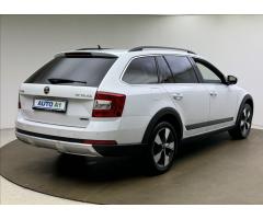 Škoda Octavia 2,0 TDi 135kW 4X4 DSG SCOUT CZ - 4