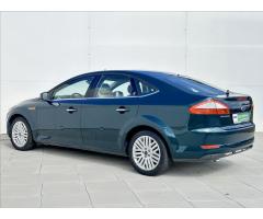 Ford Mondeo 2,0 TDCi GHIA Kůže,Navi,Xenony - 11