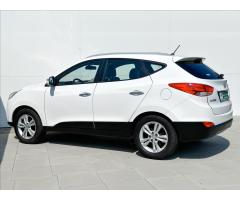 Hyundai ix35 2,0 CRDI 4x4 Aut.Klima,Kůže - 11