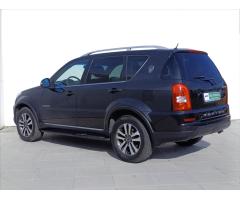 SsangYong Rexton 2,0 eXDi 4WD 7Míst Navi Kamera - 12