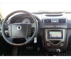 SsangYong Rexton 2,0 eXDi 4WD 7Míst Navi Kamera - 17