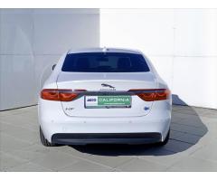 Jaguar XF 2,0 d AUTOMAT, NAVI, KAMERA - 8