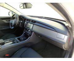 Jaguar XF 2,0 d AUTOMAT, NAVI, KAMERA - 28