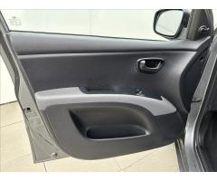 Hyundai i10 1,1 i Klimatizace - 12