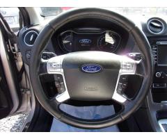 Ford Mondeo 2,2   TDCi TITANIUM AT !SERVIS! - 13