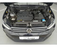 Volkswagen Touran 2.0 TDi 110 kW ACC REZERVOVÁNO - 30