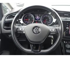 Volkswagen Touran 2.0 TDi Highline REZERVOVÁNO! - 9