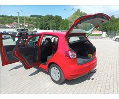 Volkswagen Golf Plus 1,6 TDI,66KW,SERVISKA,TAŽNÉ - 10