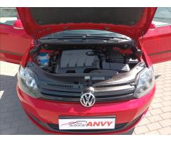 Volkswagen Golf Plus 1,6 TDI,66KW,SERVISKA,TAŽNÉ - 26