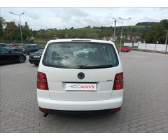 Volkswagen Touran 2,0 i,80kw,KLIMA,TAŽNÉ,SERVISKA - 6