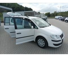 Volkswagen Touran 2,0 i,80kw,KLIMA,TAŽNÉ,SERVISKA - 9