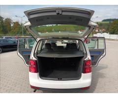 Volkswagen Touran 2,0 i,80kw,KLIMA,TAŽNÉ,SERVISKA - 19