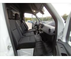 Mercedes-Benz Sprinter 2,0 215CDI,L2H2,KAMERA,KOLA - 24