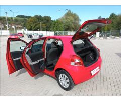 Toyota Yaris 1,0 VVT-i,51kw,Cool,SERVISKA - 10