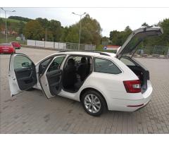 Škoda Octavia 2,0 TDI 110kW Style,4x4,ČR,1MAJ - 10