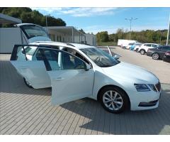 Škoda Octavia 1,6 TDI 85kwStyle,ČR,1MAJ,KOLA - 9