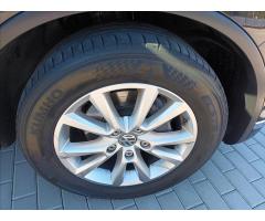 Volkswagen Touareg 3,0 V6TDI,ČR,1MAJ,SERVISKA,KŮŽE, - 18