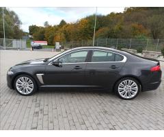 Jaguar XF 2,2 L D,Automat,XENON,KŮŽE - 8