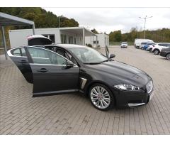 Jaguar XF 2,2 L D,Automat,XENON,KŮŽE - 9