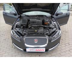 Jaguar XF 2,2 L D,Automat,XENON,KŮŽE - 25